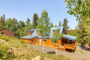 Το κτήριο όπου στεγάζεται  η παραθεριστική κατοικία