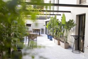 Via Sants Hotel Barcelona, Tapestry Collection By Hilton外面的花园