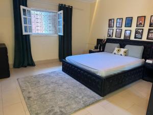 Postel nebo postele na pokoji v ubytování Villa luxueuse à Skhirat Rabat
