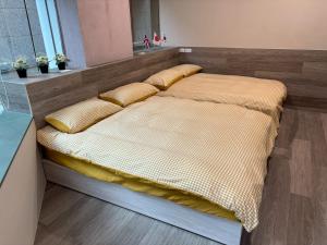 Postel nebo postele na pokoji v ubytování Formosa 101 Taipei Main Branch
