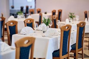 赛尔克酒店餐厅或其他用餐的地方