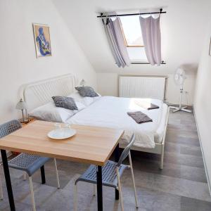 Posezení v ubytování R2 Letná Rooftop Retreat Prague