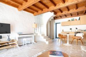 Μια τηλεόραση ή/και κέντρο ψυχαγωγίας στο Villa Augustine - Maison classée 5 étoiles avec piscine à Aix en Provence