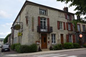 Gallery image of Logis Le Saint Nicolas in Bar-sur-Aube