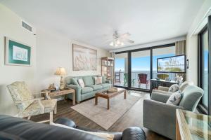 Posezení v ubytování Summer House Unit 1006A