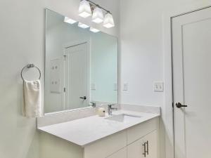 Koupelna v ubytování Downtown ATL1B1B Free Street Parking 525Pkwy313 + 20 fotografií