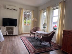 Μια τηλεόραση ή/και κέντρο ψυχαγωγίας στο Feriehus i Stamsund