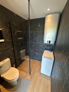 Koupelna v ubytování Suve vacation home