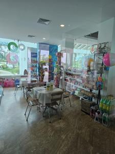 Εστιατόριο ή άλλο μέρος για φαγητό στο Departamento estilo Hotel