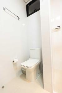 Rota 44 Hotel的一间浴室