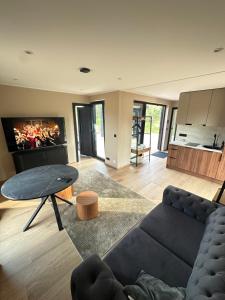 Posezení v ubytování Suve vacation home