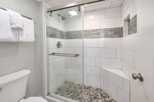 Photo de la galerie de l'établissement North Breakers #403, à Île de Saint-Simon 21 autres photos