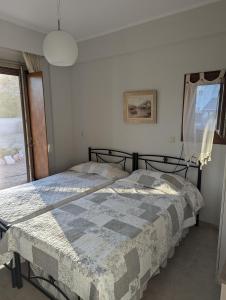 Afbeelding uit fotogalerij van Gratsias Luxury Apartments Naxos in Stelida