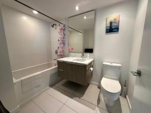 Gallery image of Metrotown fashion 1B1b in Burnaby