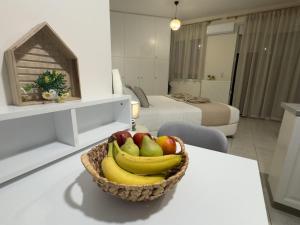 Jídlo v apartmánu nebo okolí + 5 fotografií