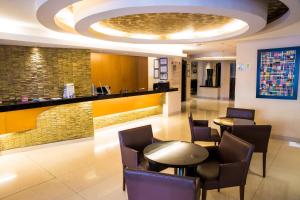 Гостиная зона в Atlantis Copacabana Hotel