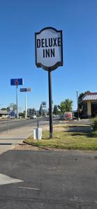 Gallery image of Deluxe Inn Willows On I-5 in Willows
