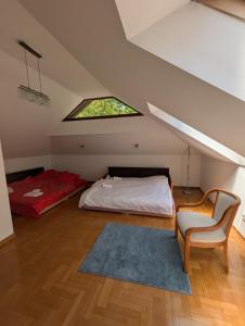 Postel nebo postele na pokoji v ubytování Green Forest Resort Sarajevo
