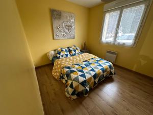 Foto dalla galleria di Une chambre chez Damien - chambre chez habitant a Montagnat