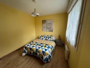 Foto dalla galleria di Une chambre chez Damien - chambre chez habitant a Montagnat