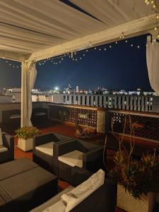 Χώρος καθιστικού στο Panoramic Luxury Little Penthouse
