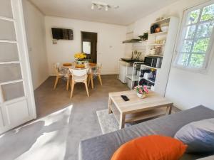 Φωτογραφία από το άλμπουμ του Maison Nature, Jacuzzi, 10 min de Disneyland Paris σε Montry