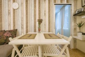 Fotografie z fotogalerie ubytování White Bear 1663 Zemun Oldest House Apartment v destinaci Zemun