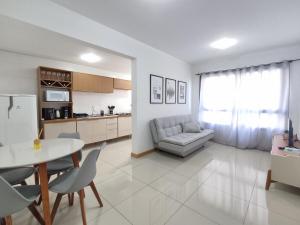 Dapur atau dapur kecil di Apê no centro de Santa Maria!
