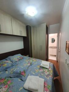 Giường trong phòng chung tại Cobertura, 18º Andar - Rua União - Jundiaí