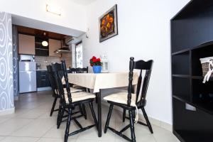 Φωτογραφία από το άλμπουμ του Apartments and rooms with parking space Pakostane, Biograd - 24768 σε Pakoštane +13 φωτογραφίες