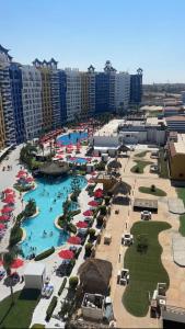 Hồ bơi trong/gần Porto Marina Prime View