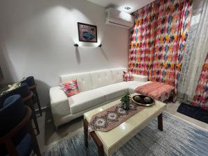 Φωτογραφία από το άλμπουμ του Luxury Chalet by the Pool ground floor with Private garden at Mountain View North Coast σε Ras Elhekma