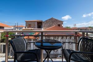 Balkón nebo terasa v ubytování Mythos Suites-Aphrodite apartment