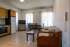 Kuchyň nebo kuchyňský kout v ubytování Mythos Suites-Aphrodite apartment