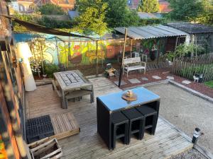 Patio nebo venkovní prostory v ubytování Tiny House Le Poulailler