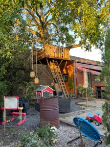 Zahrada ubytování Tiny House Le Poulailler