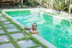 Bazén v ubytování Mantra Yoga Homestay nebo v jeho okolí