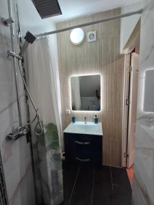 Ένα μπάνιο στο Studio muali