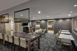 Kuchyň nebo kuchyňský kout v ubytování Residence Inn by Marriott Denver Southwest/Littleton