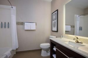 Koupelna v ubytování Residence Inn by Marriott Denver Southwest/Littleton