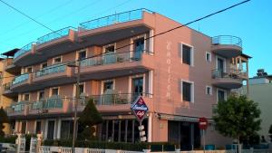 Budova, kde se aparthotel nachází