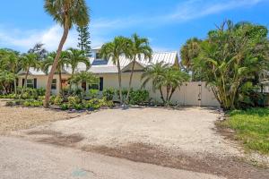 En have udenfor Peacock Way bungalow