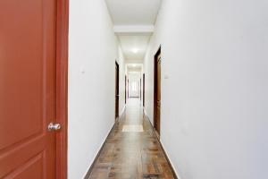 Fotografie z fotogalerie ubytování Super Hotel O ECR Injambakkam Formerly Nimalan Residency v destinaci Čennaí