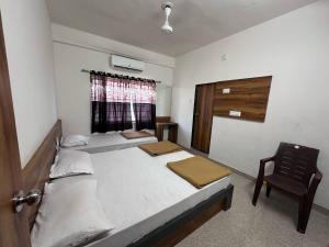 Fotografie z fotogalerie ubytování Hotel Shree Ganesh v destinaci Somnath