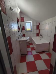Ένα μπάνιο στο Casa Siaj