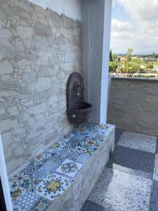 Rõdu või terrass majutusasutuses Laviniahouse Nettuno