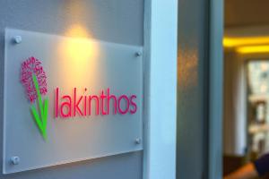 Certifikát, ocenenie alebo iný dokument vystavený v ubytovaní Plakias Seaside Residences