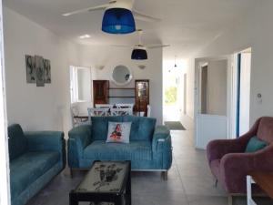 A seating area at Diplo 1- k 45 challet with private garden