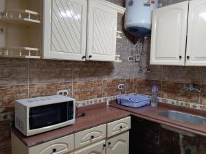 A kitchen or kitchenette at Diplo 1- k 45 challet with private garden