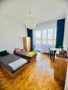 Postel nebo postele na pokoji v ubytování Apartament Symphonia self check in 24h